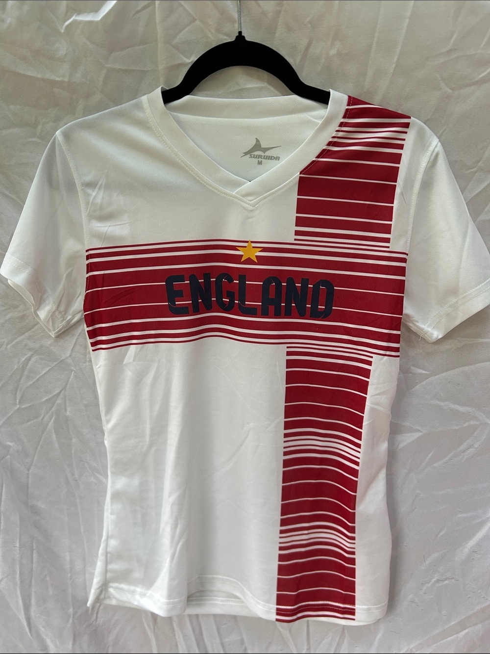 England women’s White and Red performance Soccer Tee